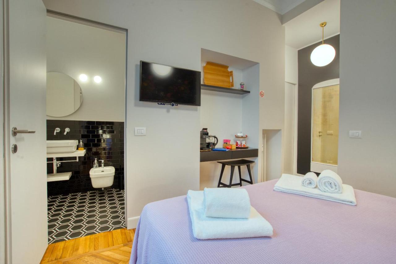 Dimora Claudia - Elegante Matrimoniale Con Bagno, Private Rooms, Self Check In, No Reception Milano Ngoại thất bức ảnh